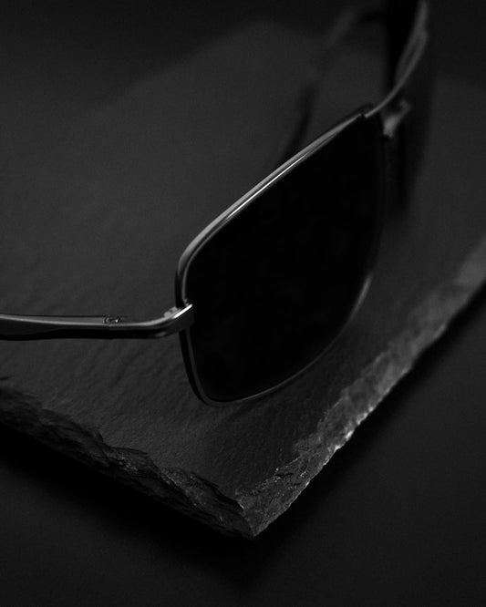 The Art of Mixing Luxury with Vintage Casual Wear